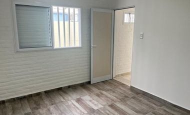 VENTA DE DEPTO P/BAJA CON PATIO/apto credito