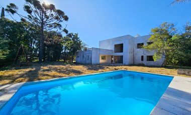 VENTA CASA QUINTA A TERMINAR CUMEHUE SAN NICOLAS