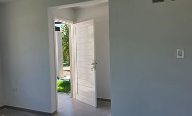 Duplex 2 Dormitorios Venta Punta Lago Maipú