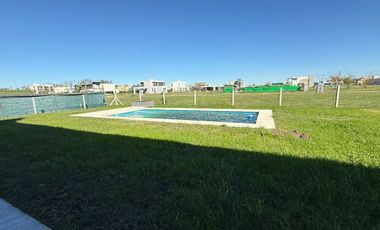 QUINTA VENTA 5 AMBIENTE CON PILETA A ESTRENAR
