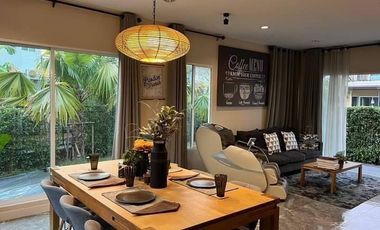 Beautiful house for sale, in pristine condition, Phatsara Pride House, Mahidol-Charoen Muang Road, Chiang Mai