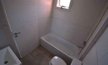 VENTA DPTO 2 AMB CON COCHERA QUILMES CENTRO