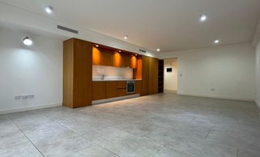 Alquiler Dpto-Oficina de categoría Palacio Paz XXI