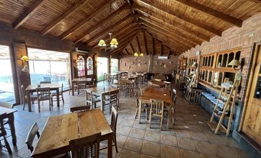 SE VENDE RESTAURANT PARRILLADAS CAUPOLICAN