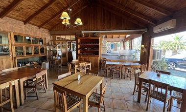 SE VENDE RESTAURANT PARRILLADAS CAUPOLICAN