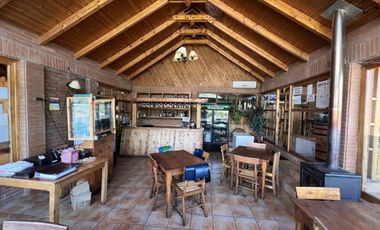 SE VENDE RESTAURANT PARRILLADAS CAUPOLICAN