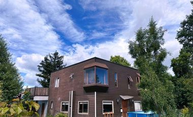 Venta Casa y Cabaña en Villarrica, 6 habs, 4 baños