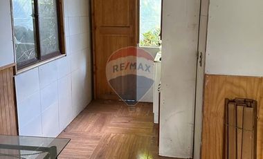 Venta Casa y Cabaña en Villarrica, 6 habs, 4 baños
