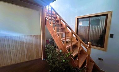 Venta Casa y Cabaña en Villarrica, 6 habs, 4 baños
