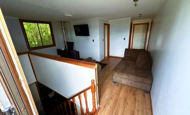 Venta Casa y Cabaña en Villarrica, 6 habs, 4 baños