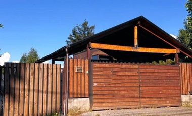 Venta Casa y Cabaña en Villarrica, 6 habs, 4 baños