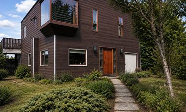 Venta Casa y Cabaña en Villarrica, 6 habs, 4 baños