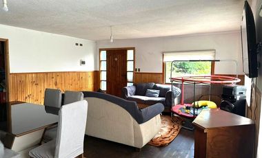 Venta Casa y Cabaña en Villarrica, 6 habs, 4 baños