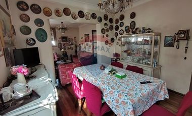 Casona con GRAN POTENCIAL PARA REMODELAR