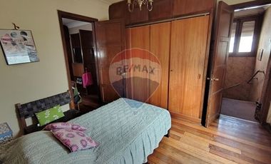 Casona con GRAN POTENCIAL PARA REMODELAR