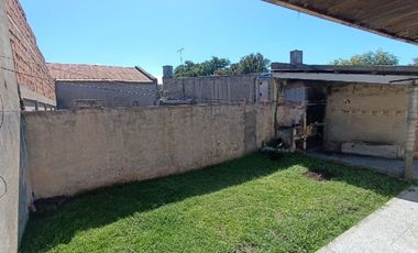 Venta Casa 3 amb. a Reciclar Barrio Fortunato