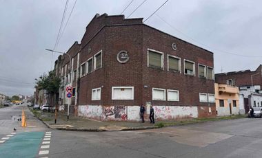Venta Galpón Avellaneda Zona Industrial 3423 M2