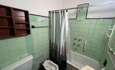 Venta PH 3 ambientes Villa Domínico con Cochera