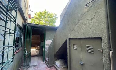 Venta PH 3 ambientes Villa Domínico con Cochera