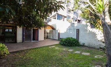 CASA 5 AMB LOTE PROPIO JARDÍN QUINCHO COCHERA