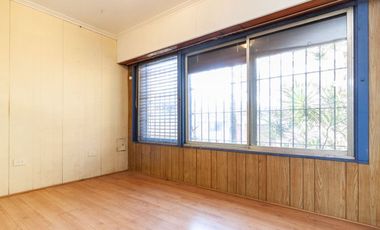 CASA 5 AMB LOTE PROPIO JARDÍN QUINCHO COCHERA