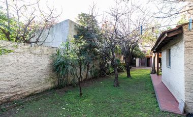 CASA 5 AMB LOTE PROPIO JARDÍN QUINCHO COCHERA