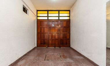 CASA 5 AMB LOTE PROPIO JARDÍN QUINCHO COCHERA