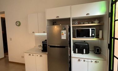 VENTA PH AL FRENTE ESTILO CLASICO RECICLADO RECIENTEMENTE Y EN MUY BUEN ESTADO