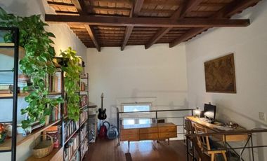 VENTA PH AL FRENTE ESTILO CLASICO RECICLADO RECIENTEMENTE Y EN MUY BUEN ESTADO