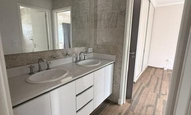 Casa 5 ambientes con pileta en alquiler - Las Golondrinas