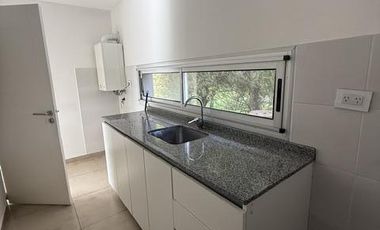 Casa 5 ambientes con pileta en alquiler - Las Golondrinas