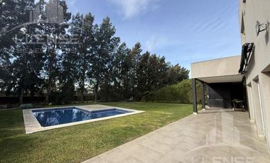 Casa 5 ambientes con pileta en alquiler - Las Golondrinas