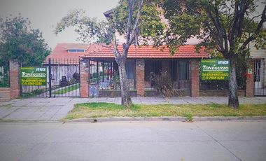Casa - Burzaco