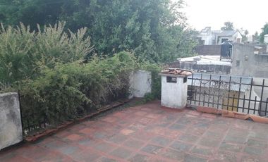 Casa - Burzaco