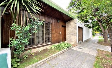 VENTA DE CASA 4 AMBIENTES EN RAMOS MEJIA
