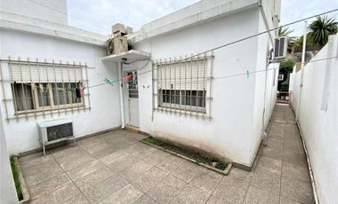 VENTA DE CASA 4 AMBIENTES EN RAMOS MEJIA