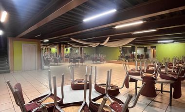 Edificio de +3,000 m² con Salones de Eventos y Oficinas | Santa María