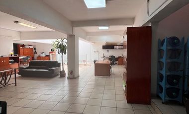 Edificio de +3,000 m² con Salones de Eventos y Oficinas | Santa María