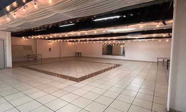 Edificio de +3,000 m² con Salones de Eventos y Oficinas | Santa María
