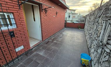 Departamento en Banfield Este