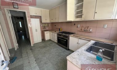 Luminosa y amplia casa en excelente entorno proximo estacion Acassuso