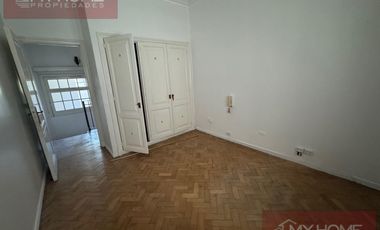 Luminosa y amplia casa en excelente entorno proximo estacion Acassuso