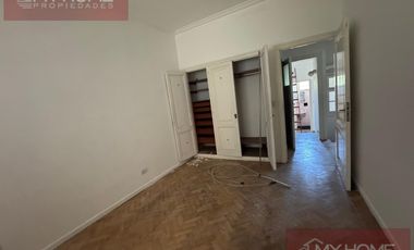 Luminosa y amplia casa en excelente entorno proximo estacion Acassuso