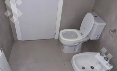 VENTA DEPARTAMENTO 2 DORMITORIOS C/COCHERA Y BAULERA - CENTRO, CIPOLLETTI