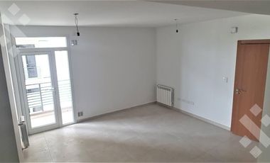 VENTA DEPARTAMENTO 2 DORMITORIOS C/COCHERA Y BAULERA - CENTRO, CIPOLLETTI