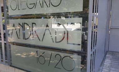 VENTA COCHERA EN ACASSUSO EN PB