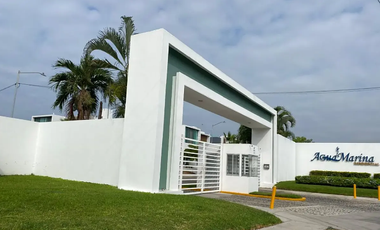 CASA EN RENTA EN AGUA MARINA