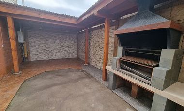 GASALI PROPIEDADES ARRIENDA CASA DEL PARQUE 1