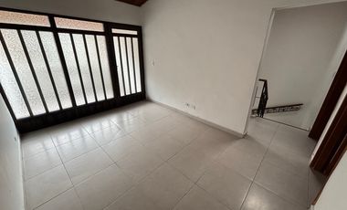 CASA EN ARRIENDO UBICADA EN ENVIGADO SECTOR EL TRIANON