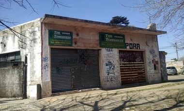 Local con Vivienda